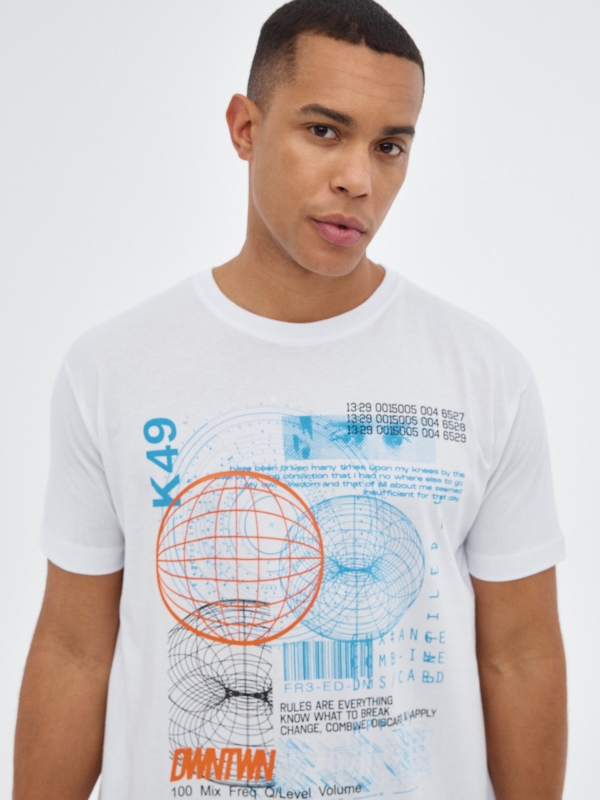 T-shirt Metaverse branco vista detalhe