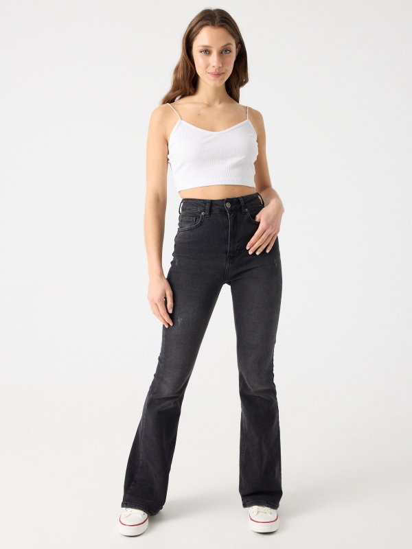 Jeans flare negro tiro alto negro vista general frontal