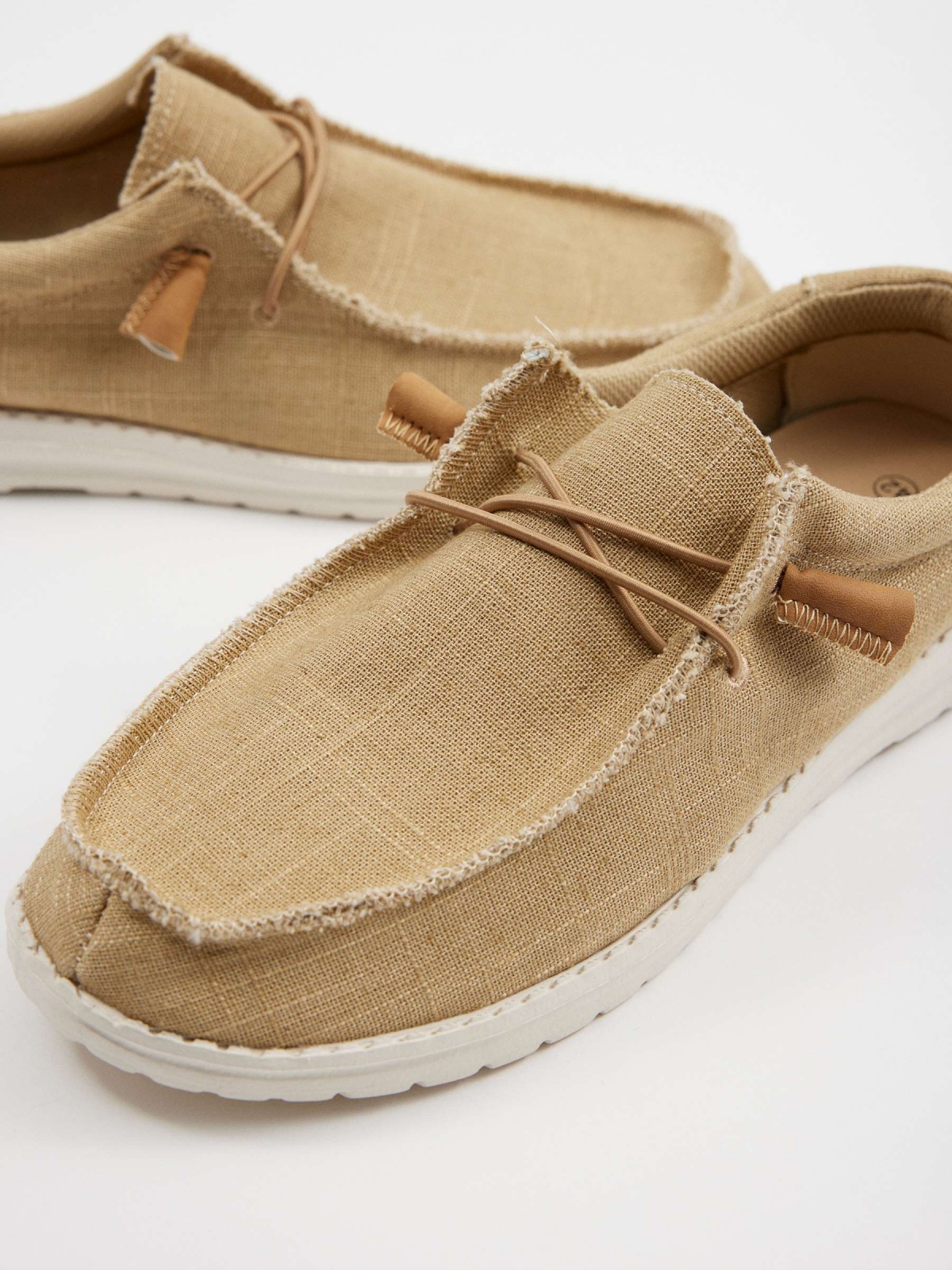 Nylon elastic sneakers sand detail view