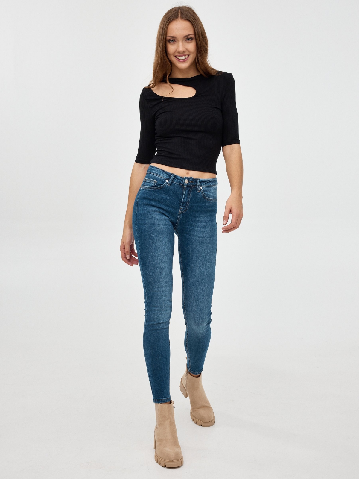 Mid rise skinny jeans