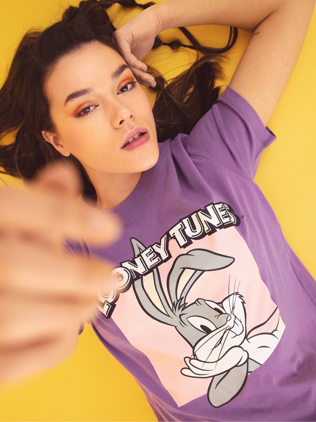 Camiseta Bugs Bunny morado