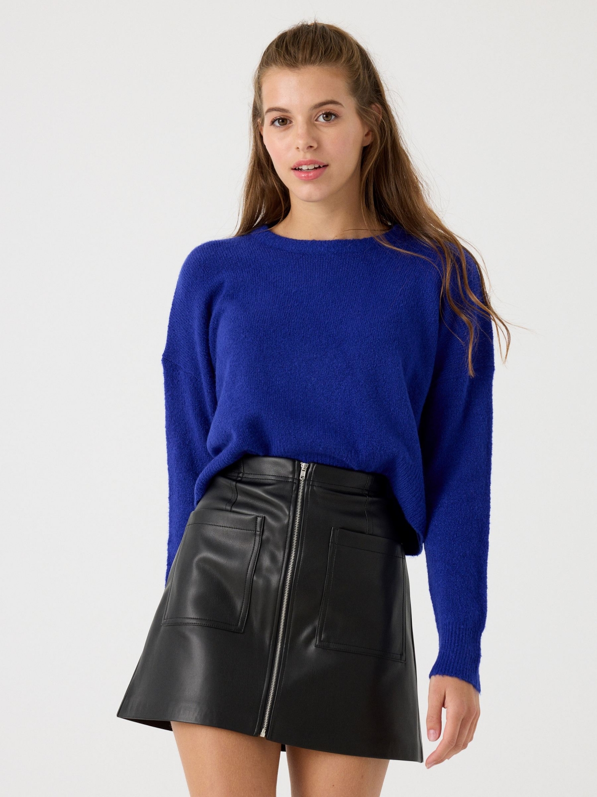 Shoulder seam sweater dark blue middle front view