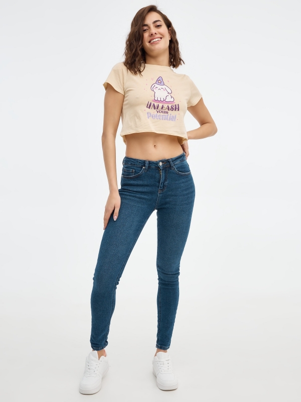 Camiseta crop Unleaash arena vista general frontal