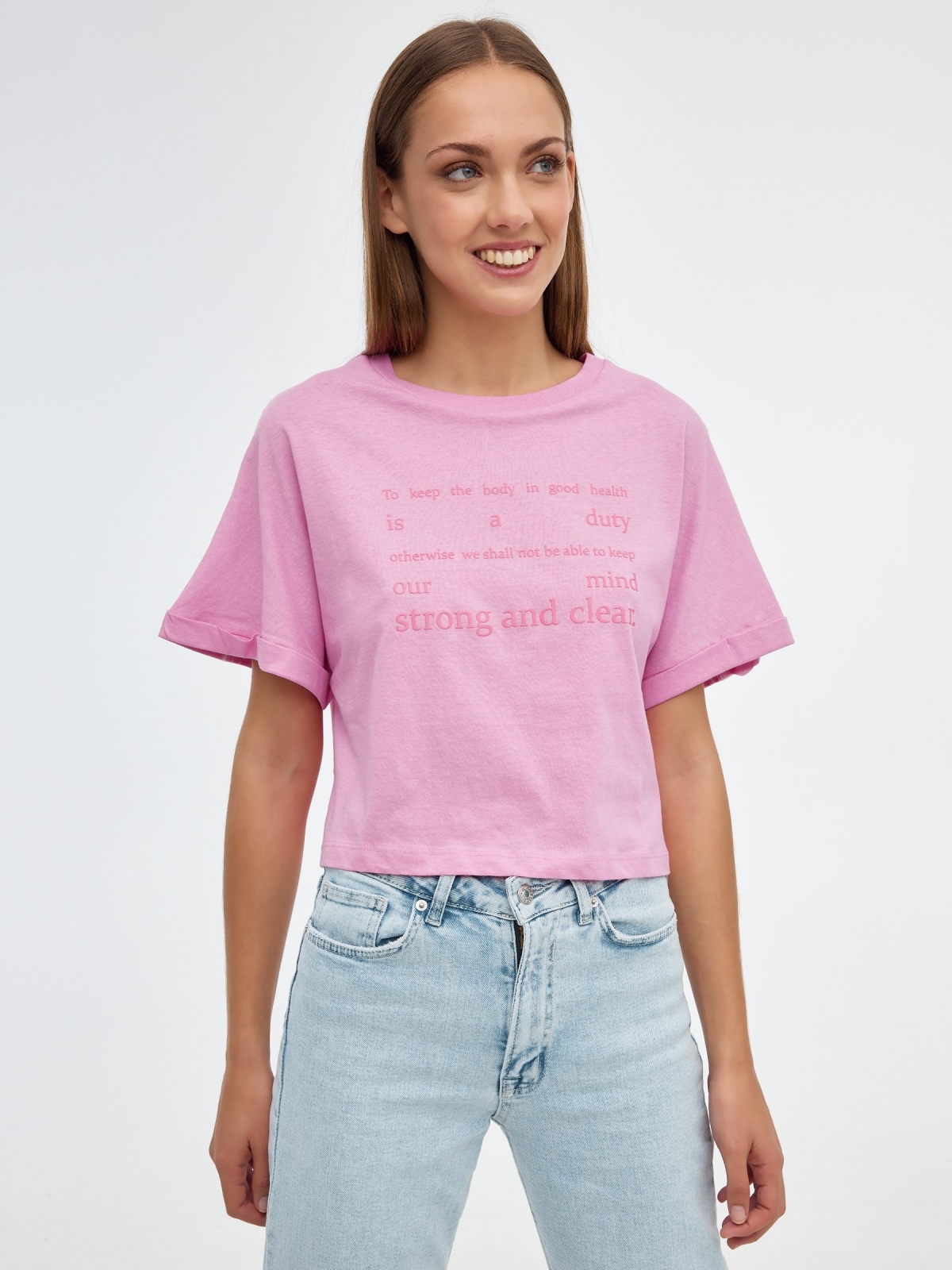 Camiseta crop Strong&Clear rosa vista media frontal