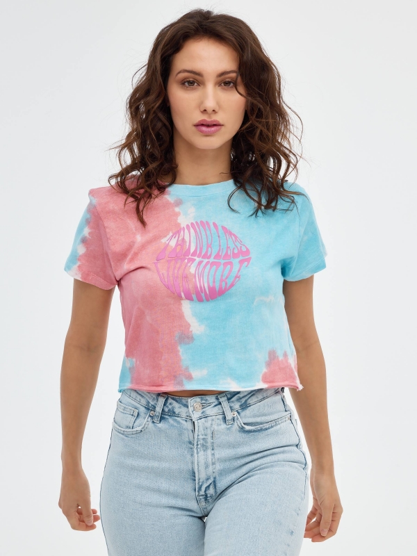 Camiseta tie dye con estampado