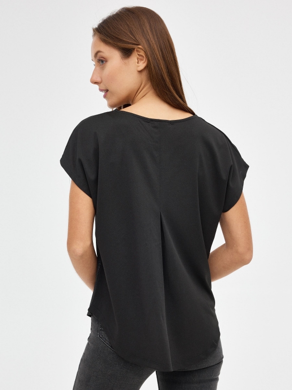 Criar T-shirt preto vista meia traseira