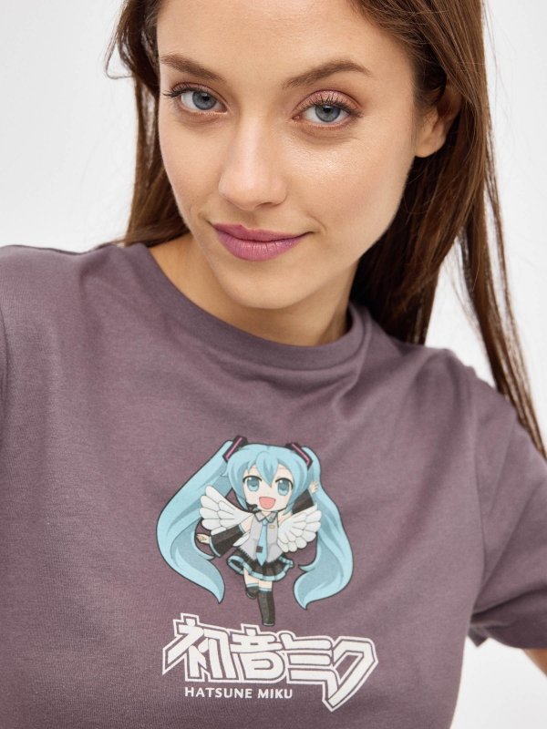 Hatsune print T-shirt dark grey detail view