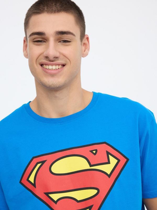 Superman t-shirt blue detail view