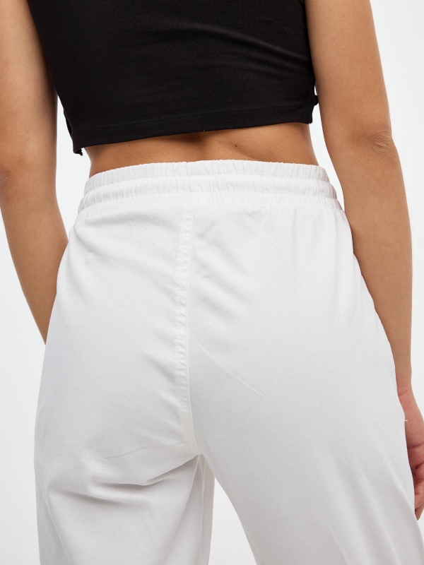 Basic jogger pants with elastic white detail view