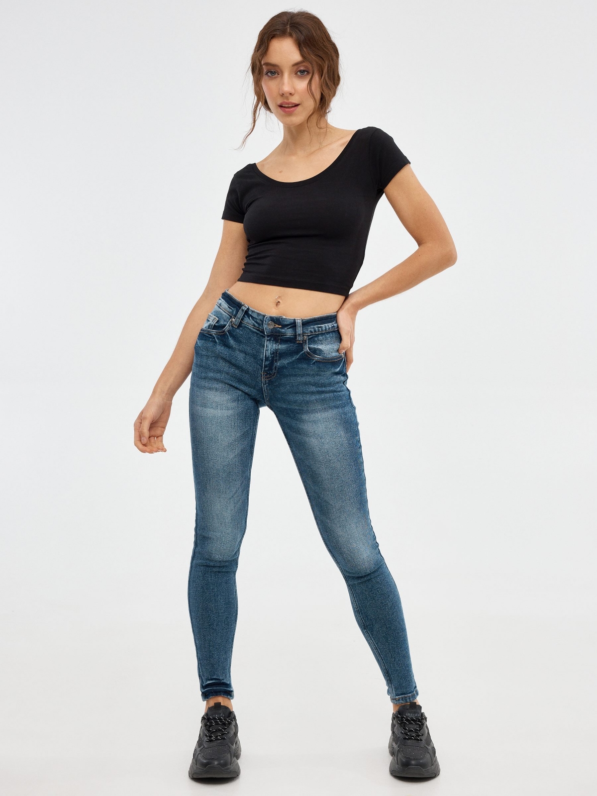 Jeans de ganga skinny azuis azul vista geral frontal