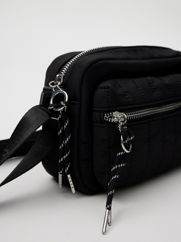 Bolso cruzado de nylon negro