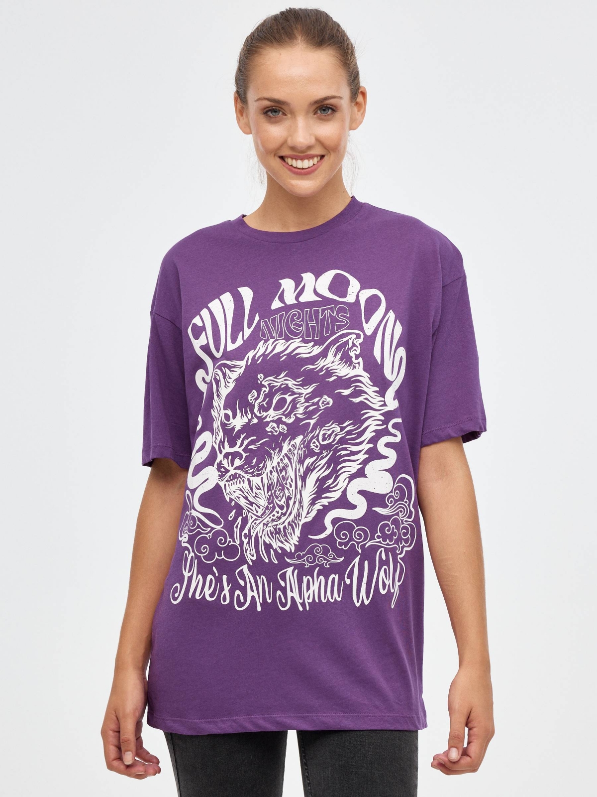 Full Moon print T-shirt aubergine middle front view