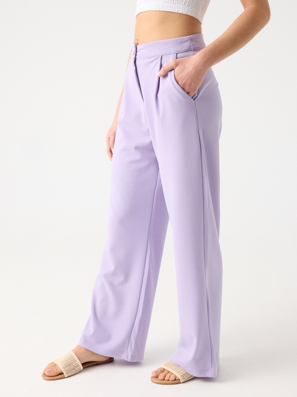 Pantalón básico wide leg lila vista detalle