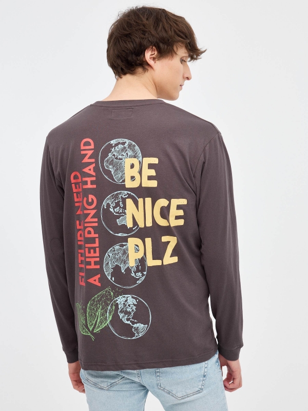 Camiseta Be Nice Plz gris oscuro vista media trasera