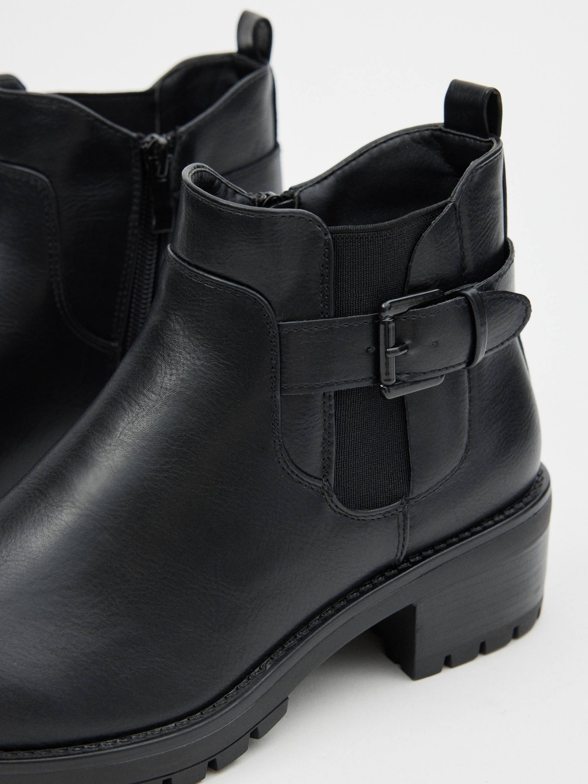 Ankle boots with buckle and elastics black detail view