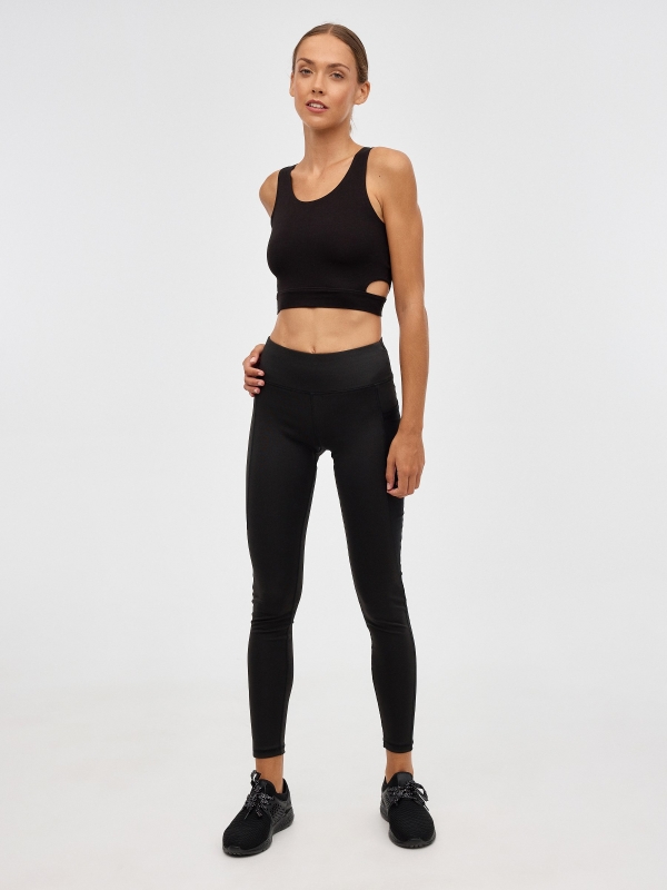 Leggings with mesh pocket black front view