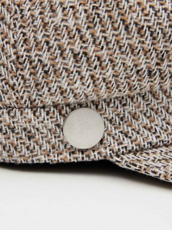 Boina em jacquard bege vista detalhe