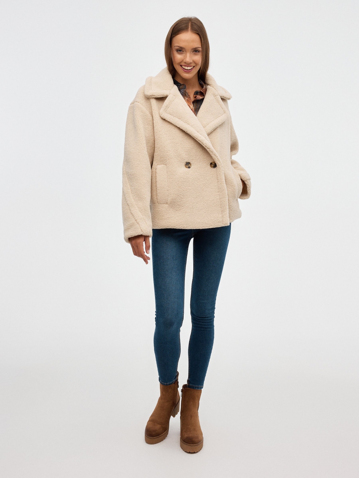 Short sheepskin coat beige front view