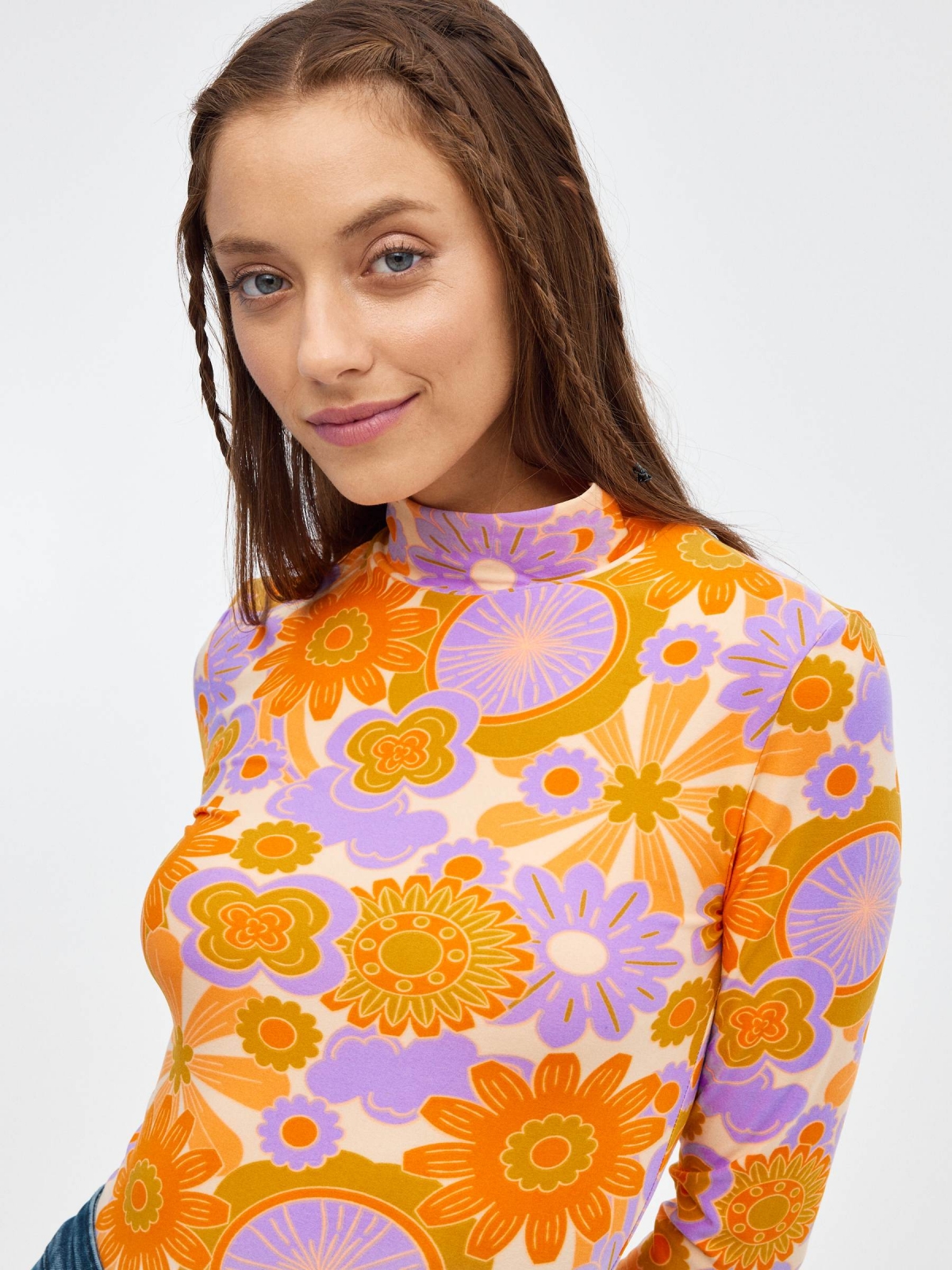 Slim fit flower turtleneck t-shirt multicolor detail view