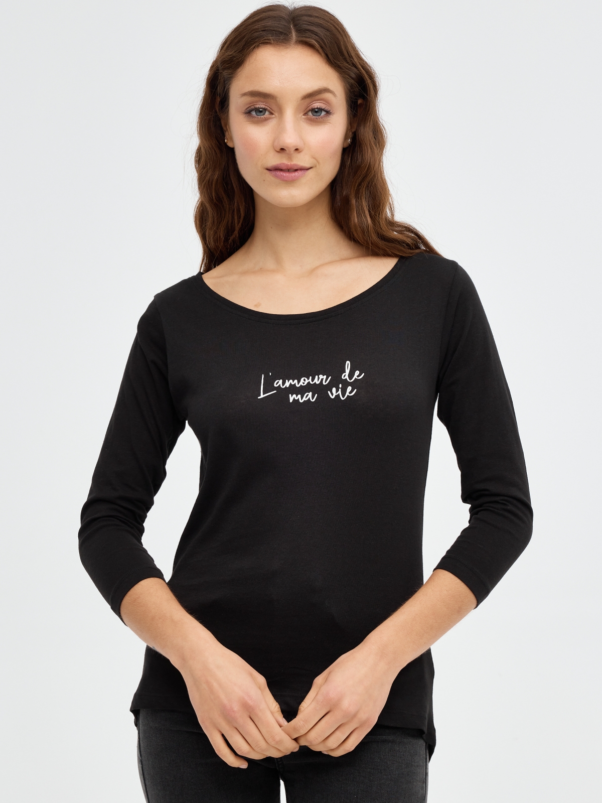 L'amour slim T-shirt black middle front view