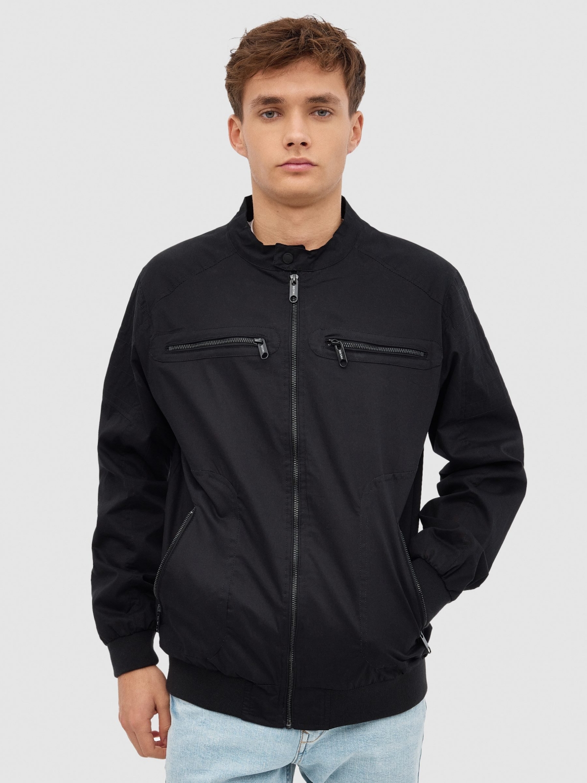 Cazadora biker nylon negro vista media frontal