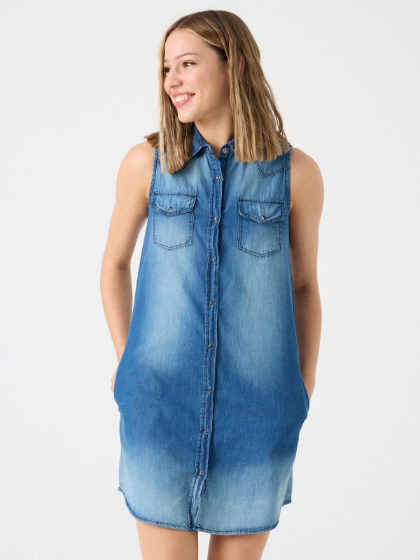 Vestido camisa denim azul vista meia frontal