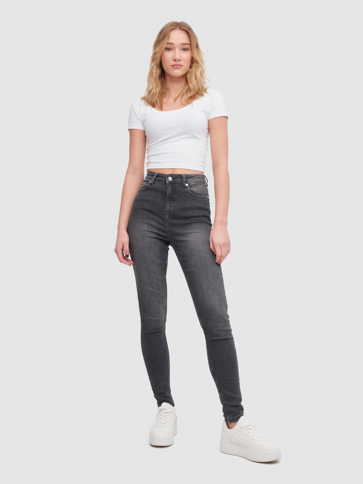 Jeans skinny tiro alto desgastados negro vista general frontal