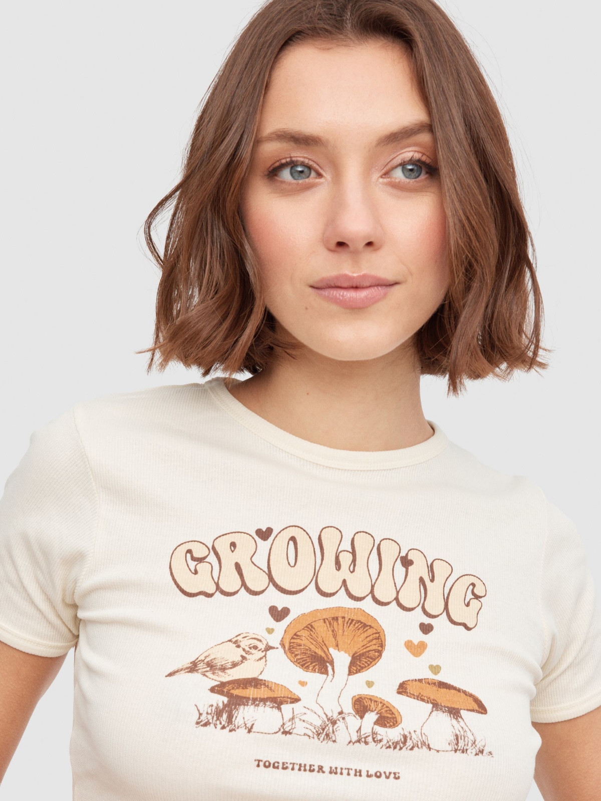 Camiseta rib Growing blanco roto vista detalle