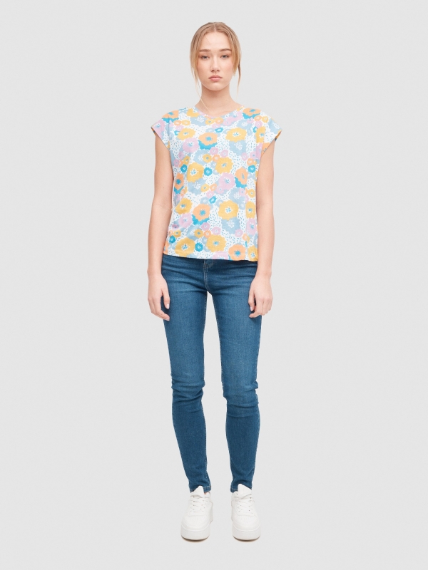 Flower print t-shirt multicolor front view