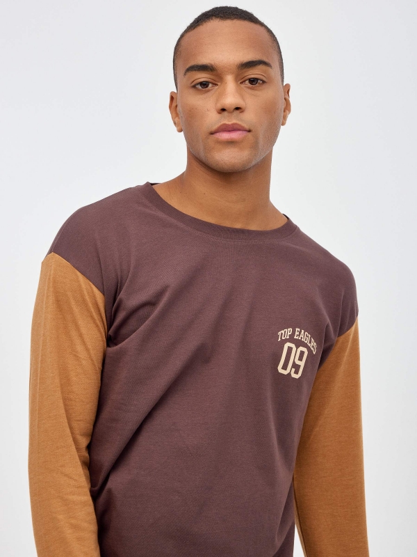 Camiseta Top Eagles 09 chocolate vista detalle