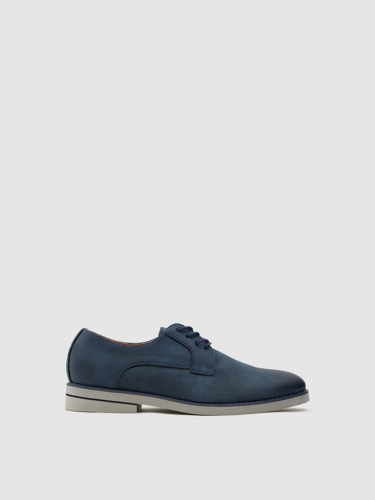 Classic lace-up shoe blue