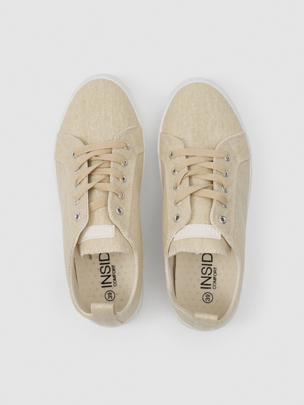 Natural canvas sneaker sand zenithal view