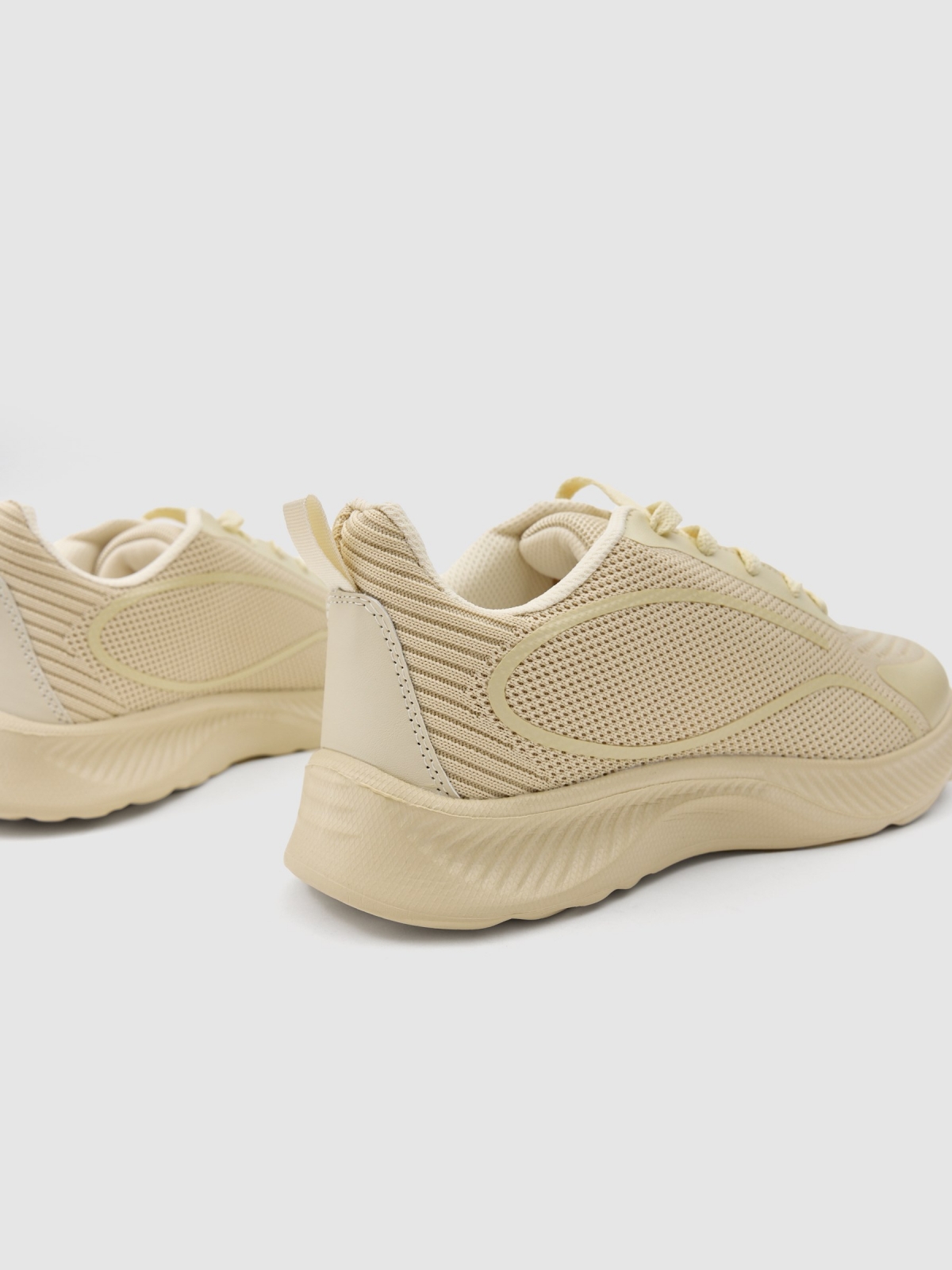 Nylon sneaker volume sole sand detail view