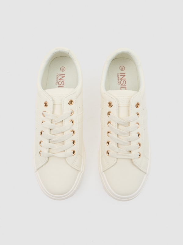 Basic cream sneaker zenithal view