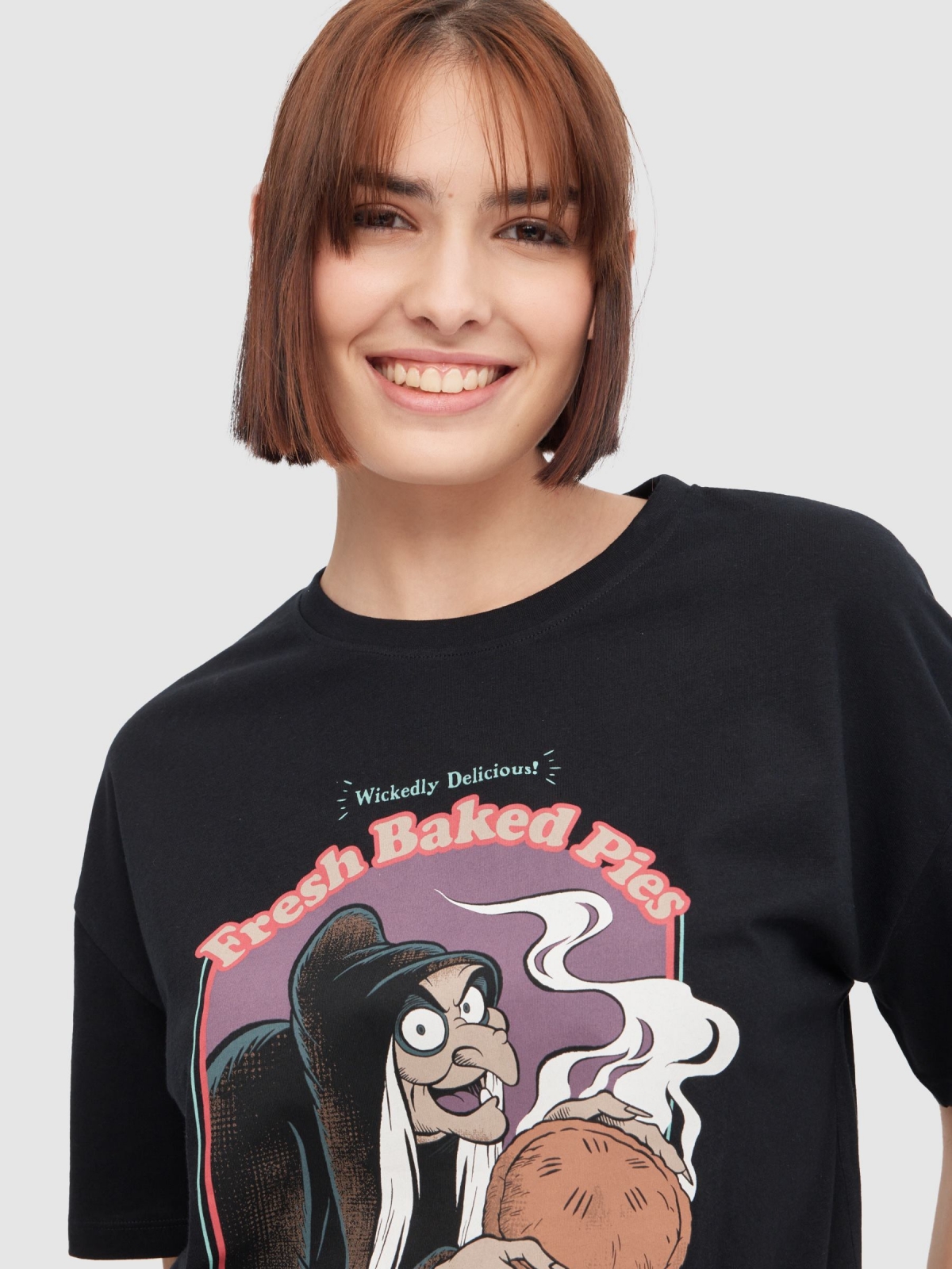 T-shirt Disney Villains preto vista detalhe