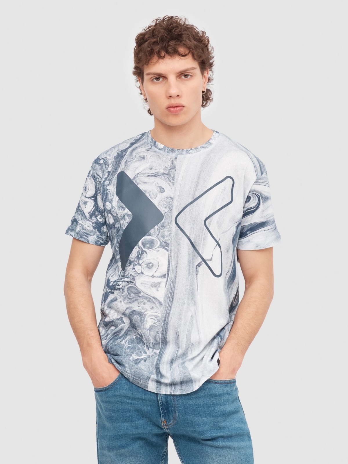 T-shirt com contraste de texturas