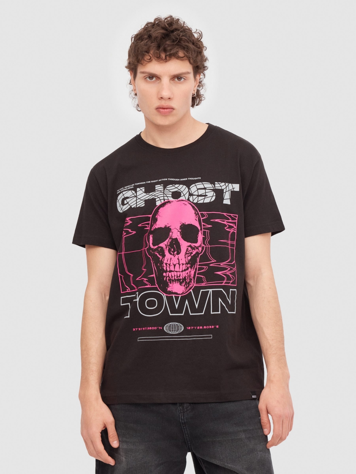 Neon skull t-shirt