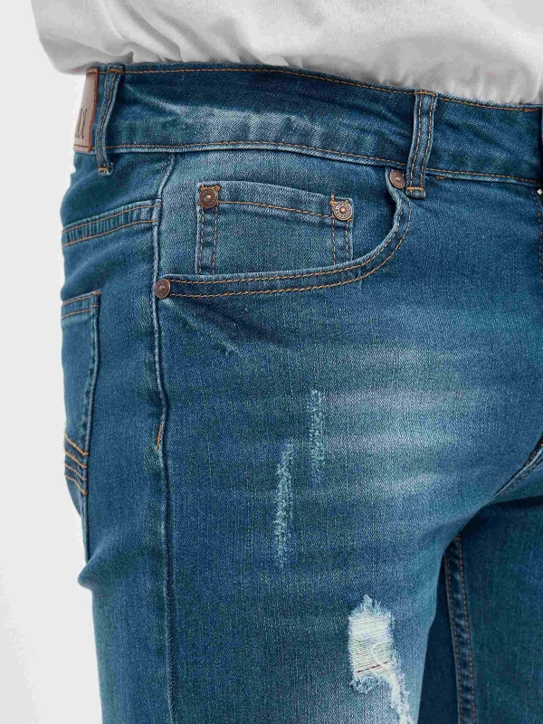 Bermuda denim rotos azul vista detalle