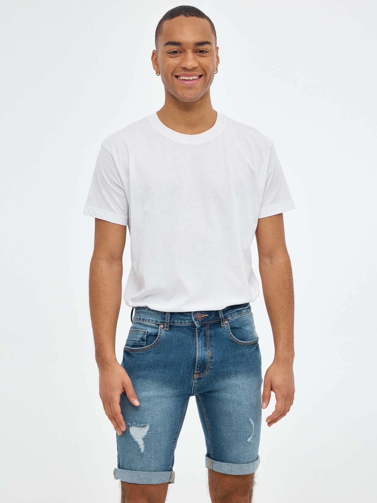 Basic denim bermuda blue middle front view