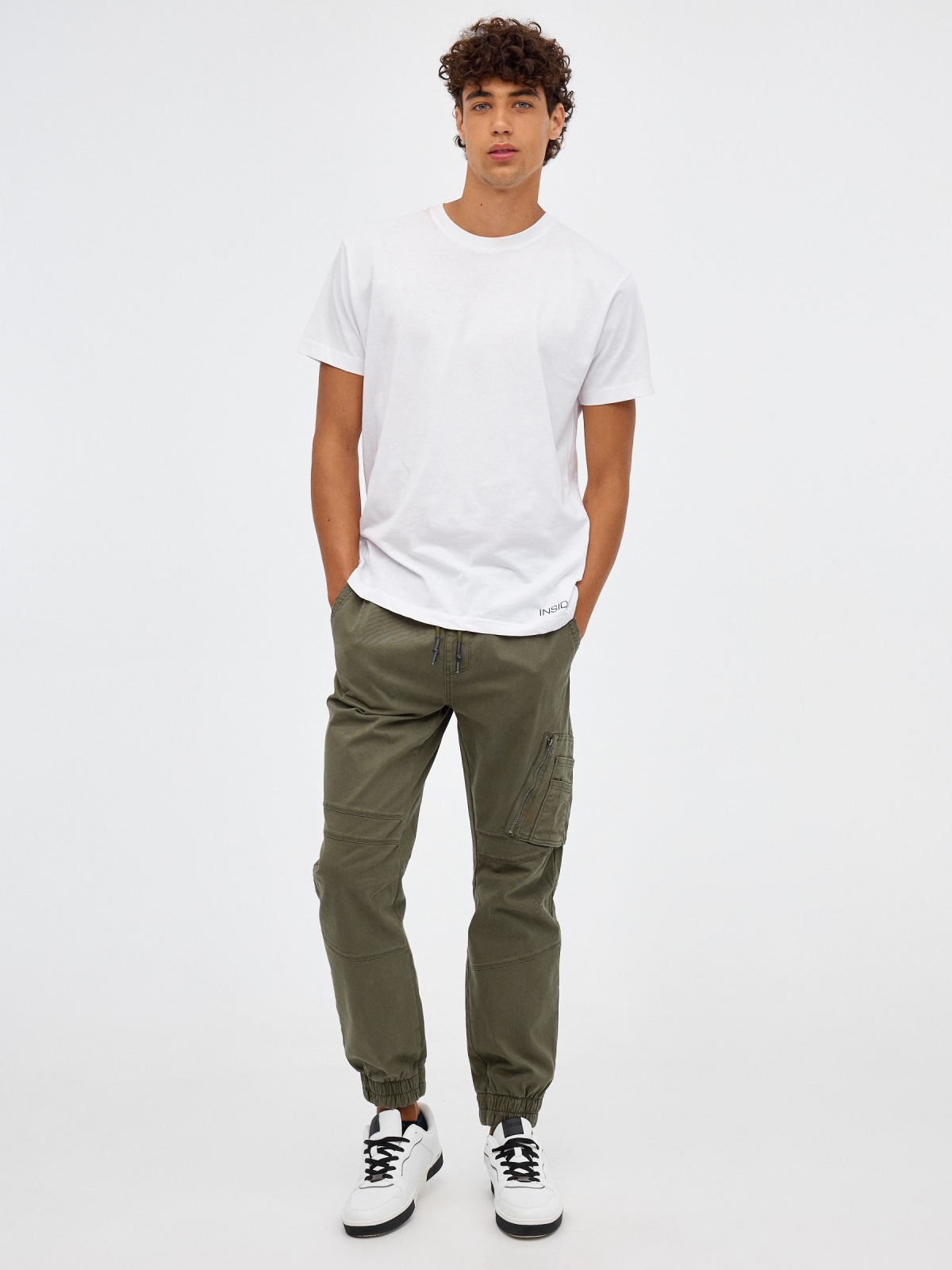 Closed pocket jogger pants