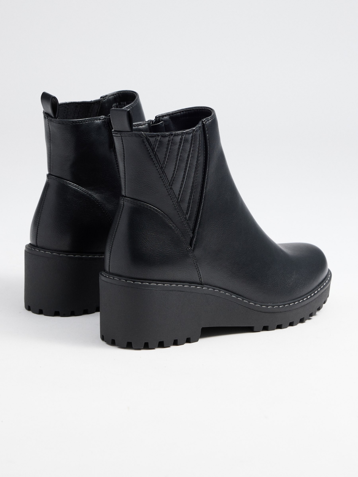 Leatherette wedge boots black 45º front view