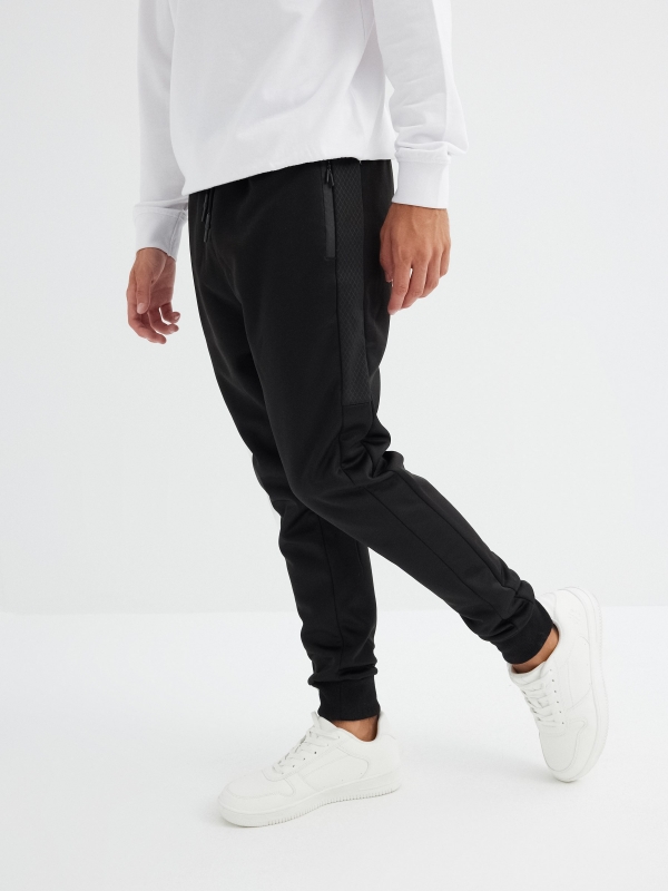  Pantalón jogger acetato negro