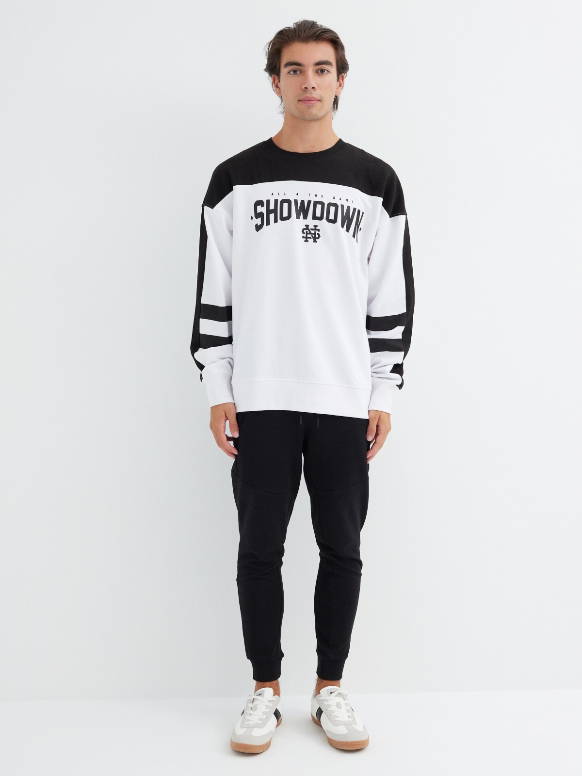 Sudadera Showdown blanco vista general frontal