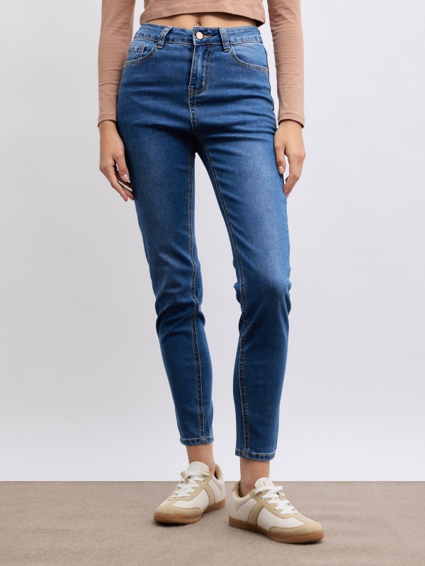 Basic skinny jeans medium rise blue middle front view