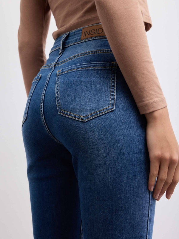 Jeans básico skinny tiro medio azul vista detalle