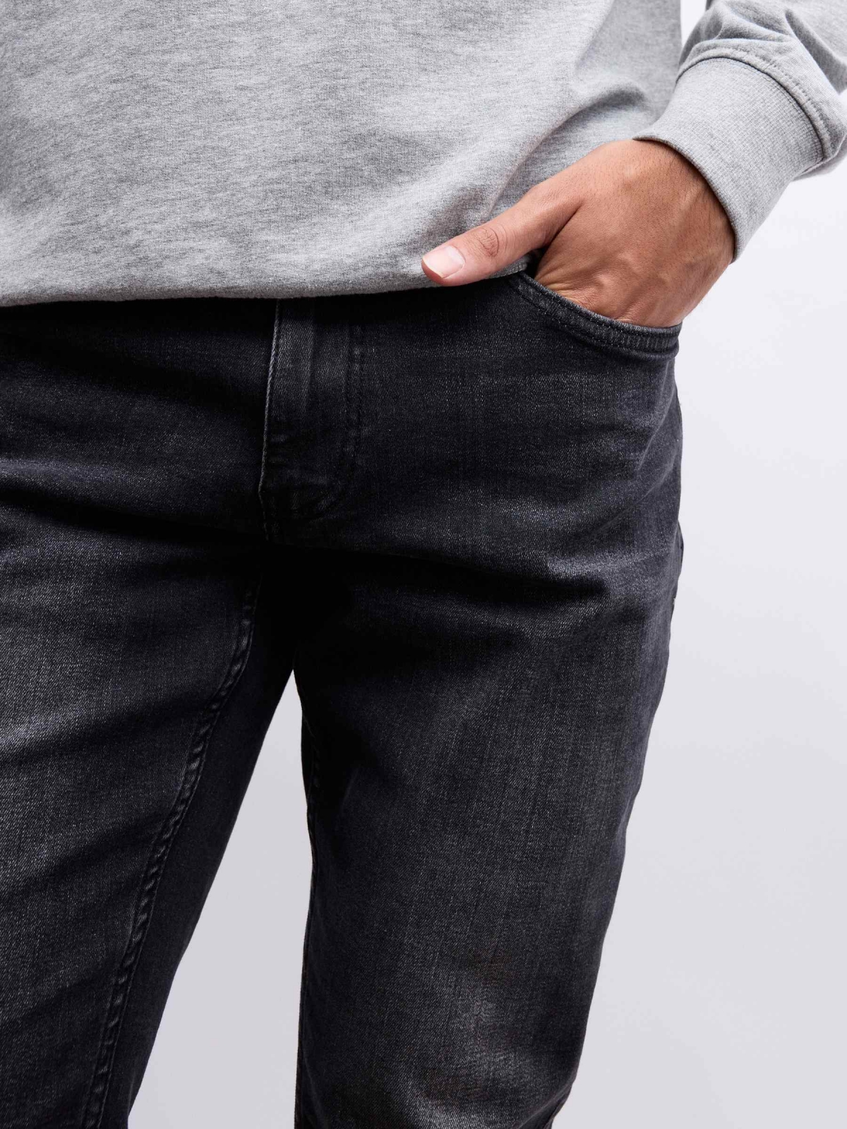  Grey denim slim jeans black