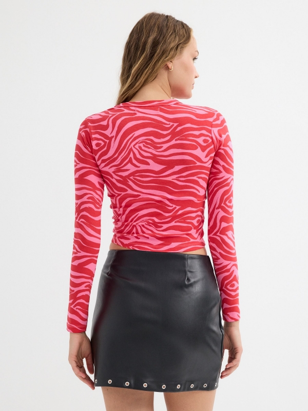 Crop top animal print fantasía rojo intenso vista media trasera