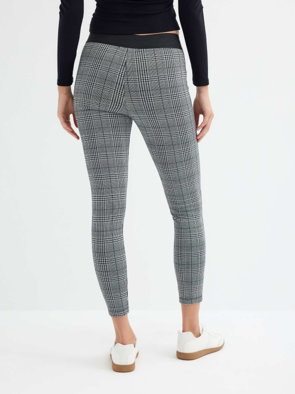 Superskinny checkered leggings black middle back view