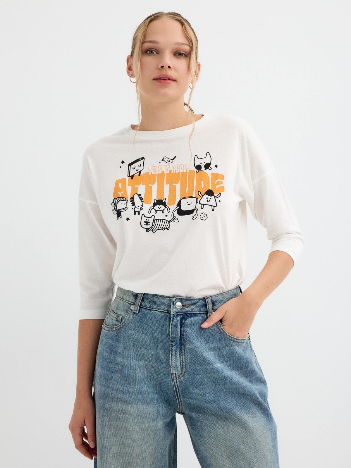 Attitude T-shirt off white middle front view