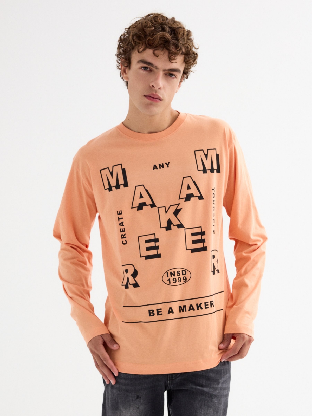 Letter print t-shirt salmon middle front view